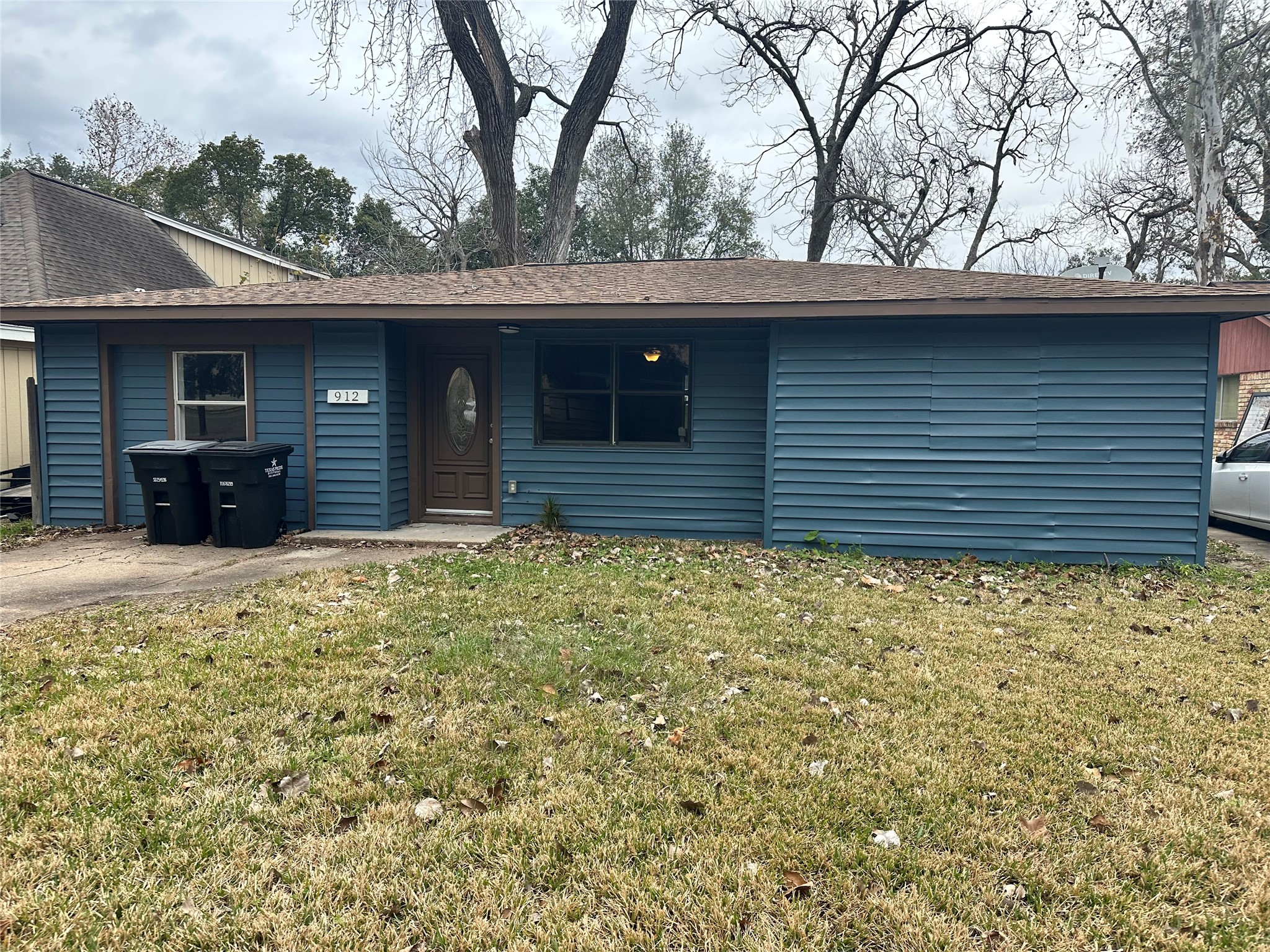 912 West Cleveland Street Alvin, TX 77511 - Photo 28 of 31