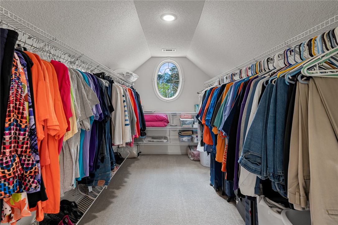 408 Sapphire Court Seneca, SC 29672 - Photo 19 of 49 Primary walk in closet