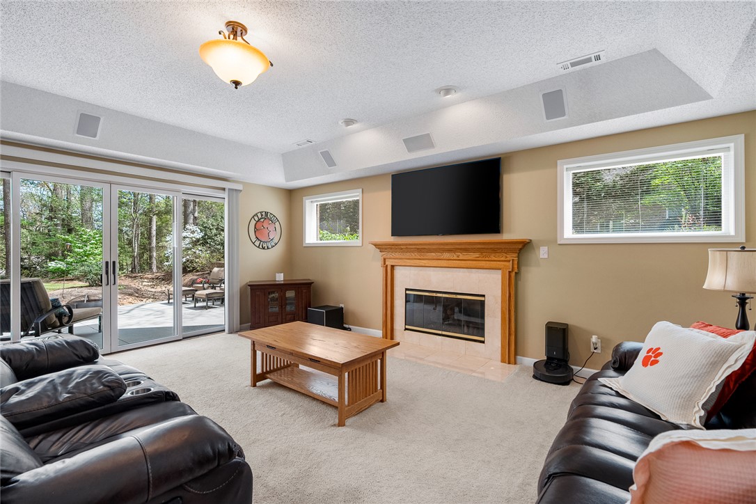 408 Sapphire Court Seneca, SC 29672 - Photo 25 of 49