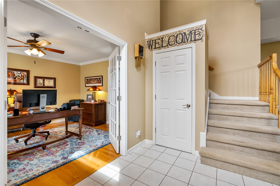 408 Sapphire Court Seneca, SC 29672 - Photo 3 of 49