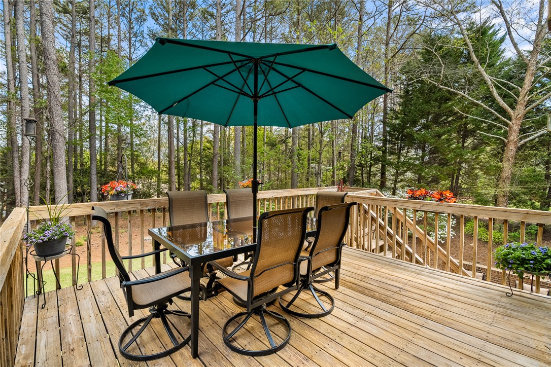 408 Sapphire Court Seneca, SC 29672 - Photo 35 of 49