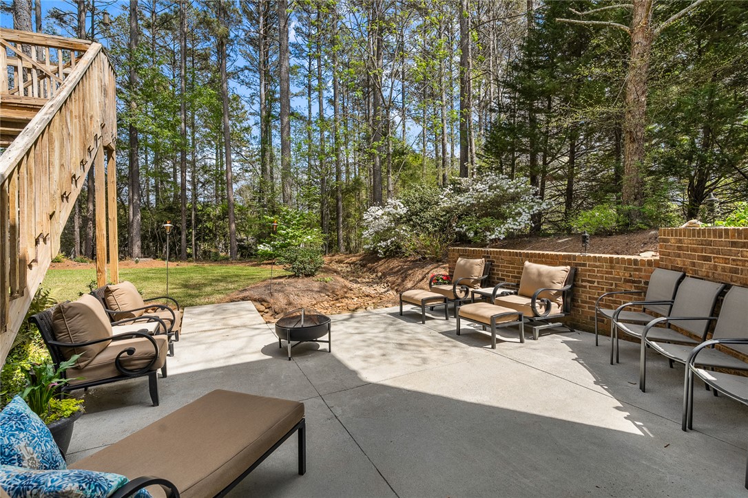 408 Sapphire Court Seneca, SC 29672 - Photo 36 of 49