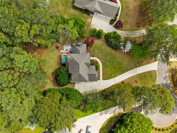 $875,000 | 408 Sapphire Court, Seneca, SC 29672