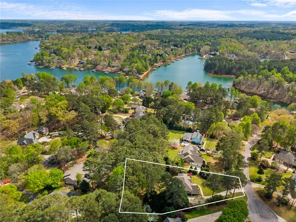 $875,000 | 408 Sapphire Court, Seneca, SC 29672