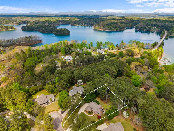 $875,000 | 408 Sapphire Court, Seneca, SC 29672