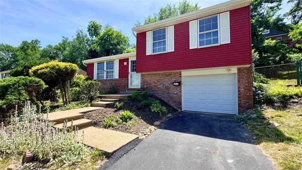 $1,995 | 3812 Louisa Street, Pittsburgh, PA 15227