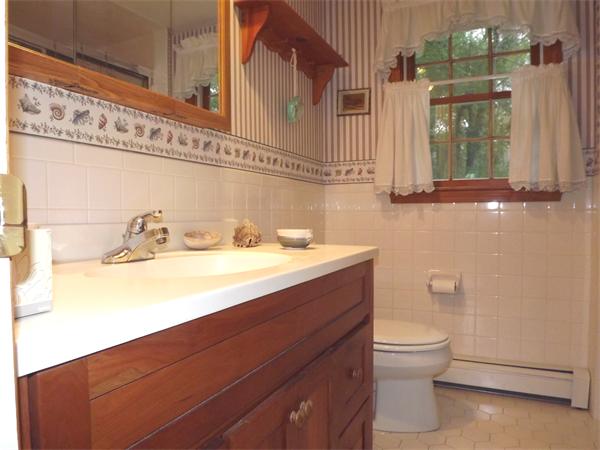 40 Boles Road Marshfield, MA 02050 - Photo 12 of 25 Gallery Image 12