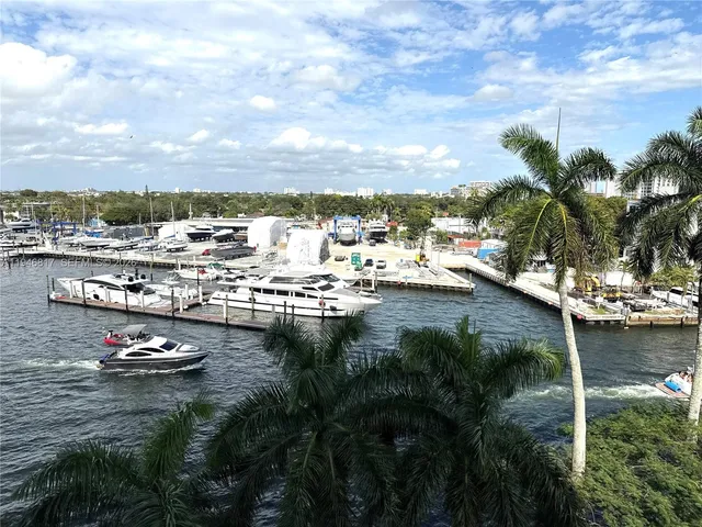 $415,000 | 1861 Northwest S River Drive, Unit 1404, Miami, FL 33125