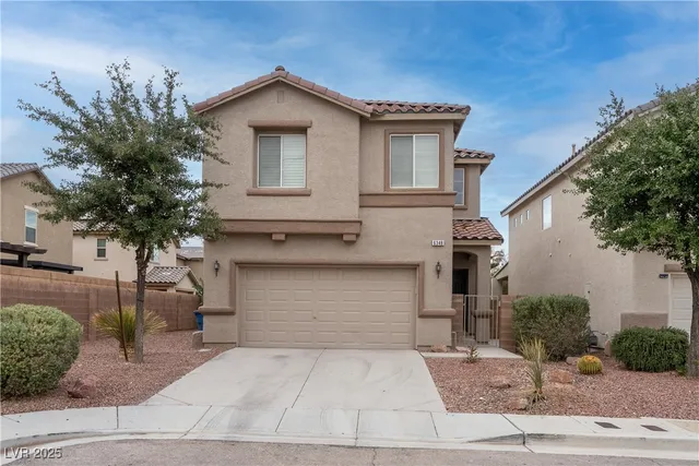 $1,700 | 6348 War Emblem Court, Las Vegas, NV 89141