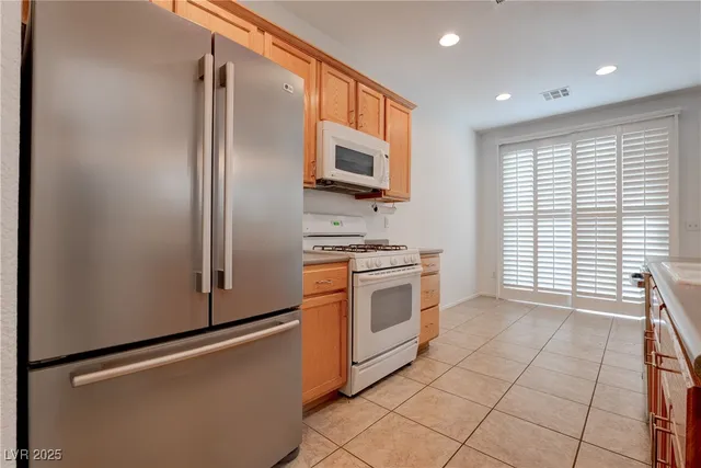 $1,700 | 6348 War Emblem Court, Las Vegas, NV 89141