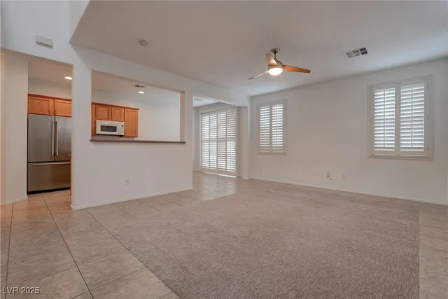 $1,700 | 6348 War Emblem Court, Las Vegas, NV 89141