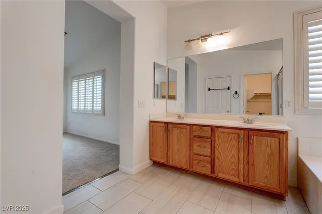 $1,700 | 6348 War Emblem Court, Las Vegas, NV 89141