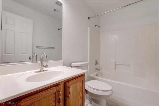 $1,700 | 6348 War Emblem Court, Las Vegas, NV 89141