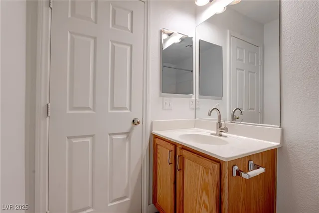 $1,700 | 6348 War Emblem Court, Las Vegas, NV 89141