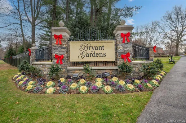 $365,000 | 13 Bryant Crescent, Unit 2K, White Plains, NY 10605