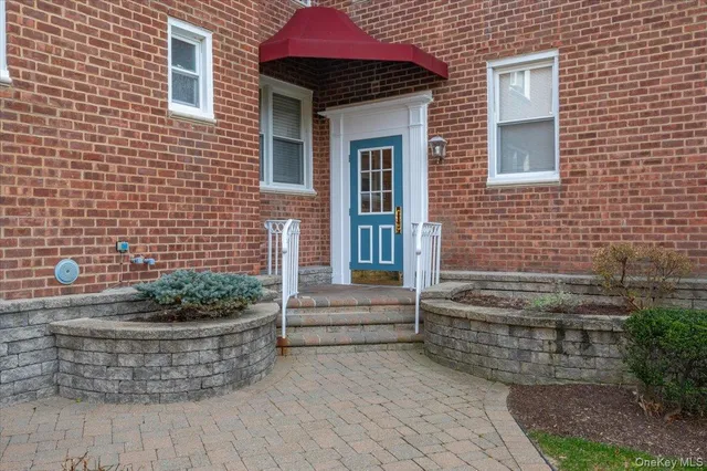 a view of house with outdoor space