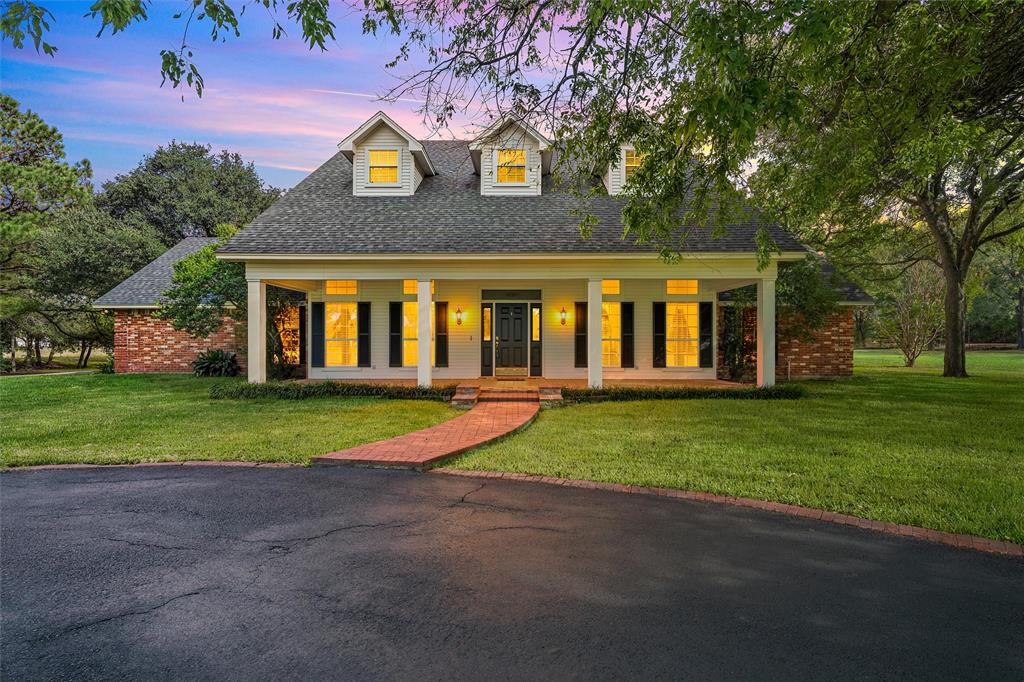 142 Stillwater Road Waco, TX 76708 - Photo 2 of 40 Gallery Image 2