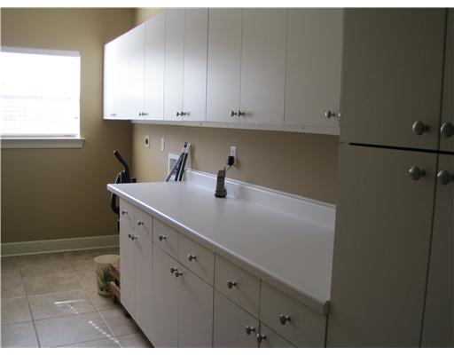 19392 Crawford Road, Unit B2 Covington, LA 70433 - Photo 10 of 12 Gallery Image 10