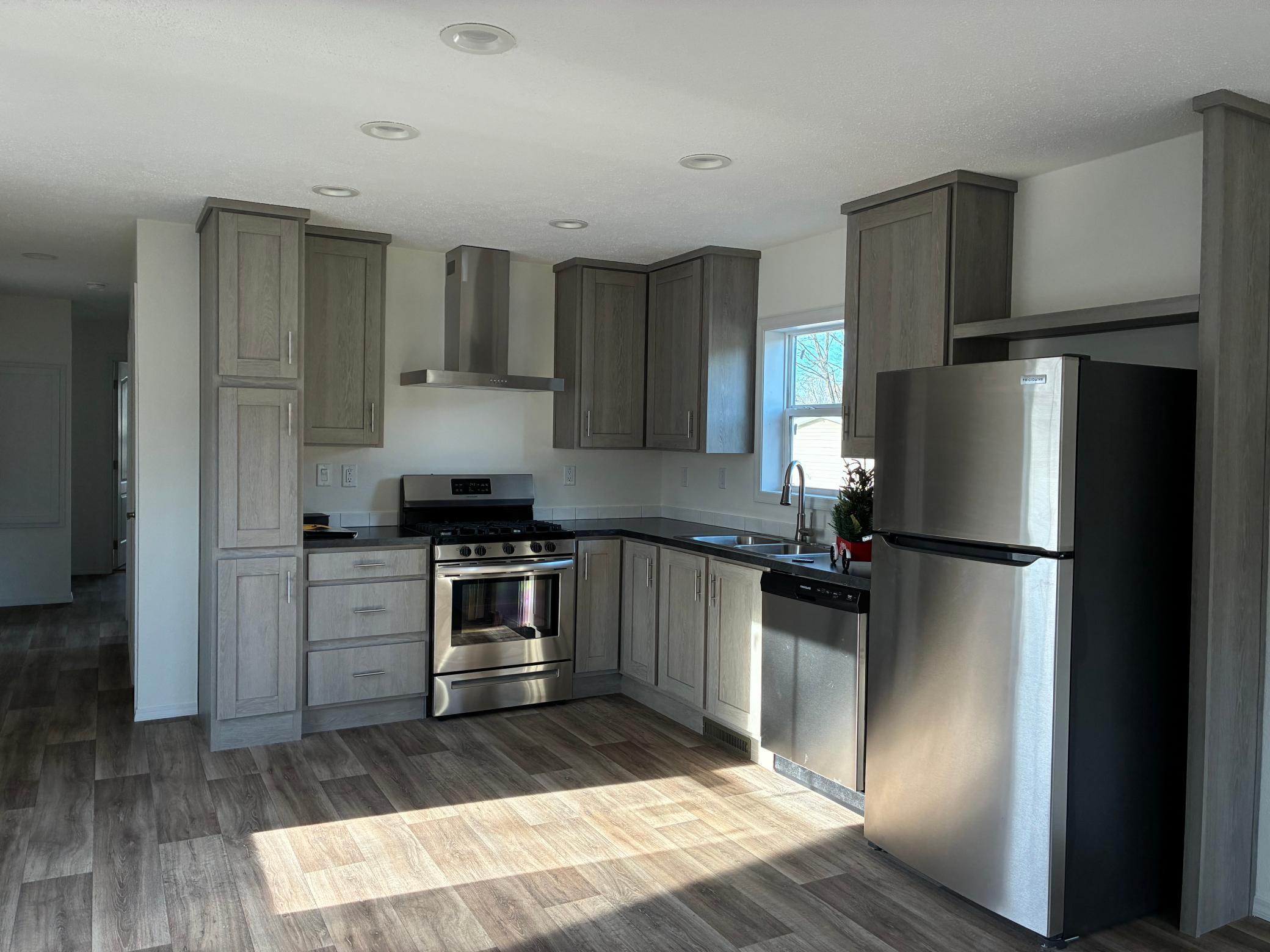 739 55th Street Northeast, Unit 11 Rochester, MN 55906 - Photo 3 of 13