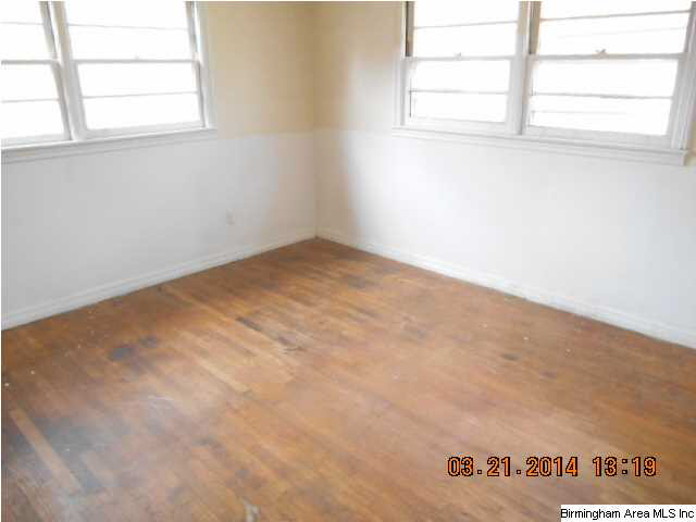 528 Orchid Road Birmingham, AL 35215 - Photo 4 of 8