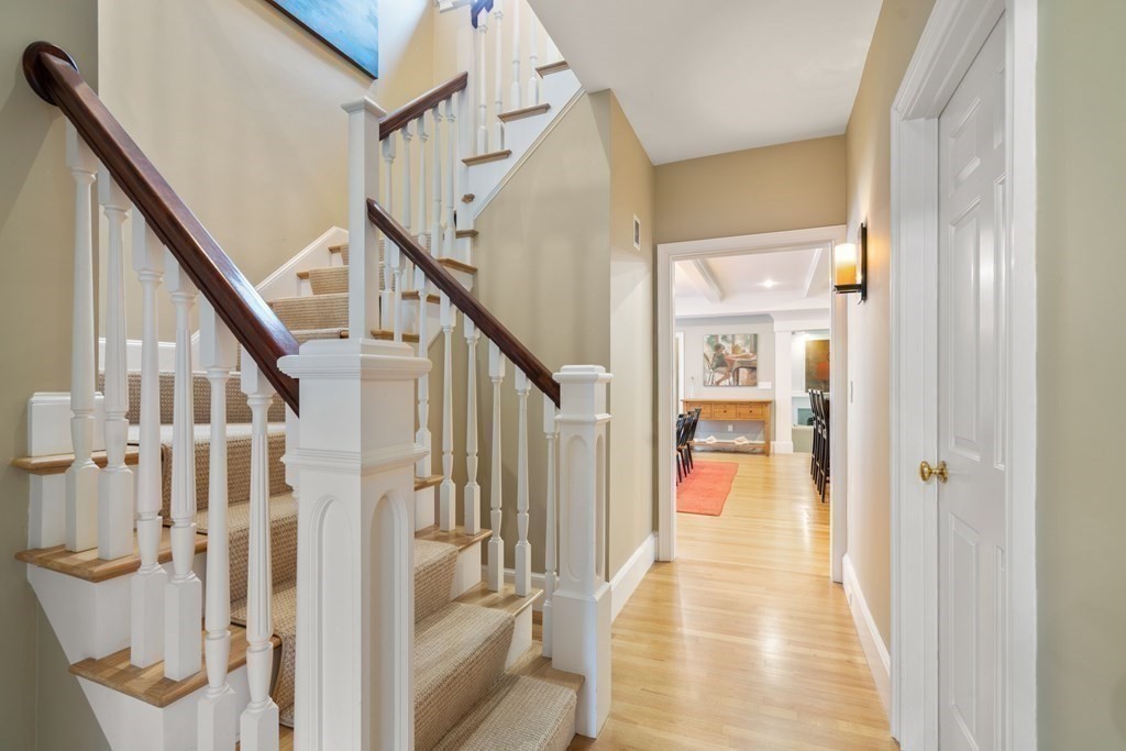 4 Cobblestone Circle Wayland, MA 01778 - Photo 17 of 40