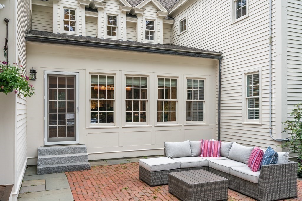 4 Cobblestone Circle Wayland, MA 01778 - Photo 34 of 40