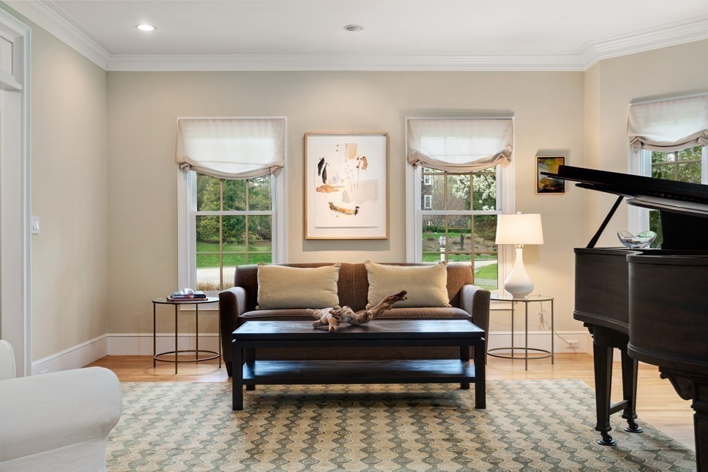 4 Cobblestone Circle Wayland, MA 01778 - Photo 5 of 40