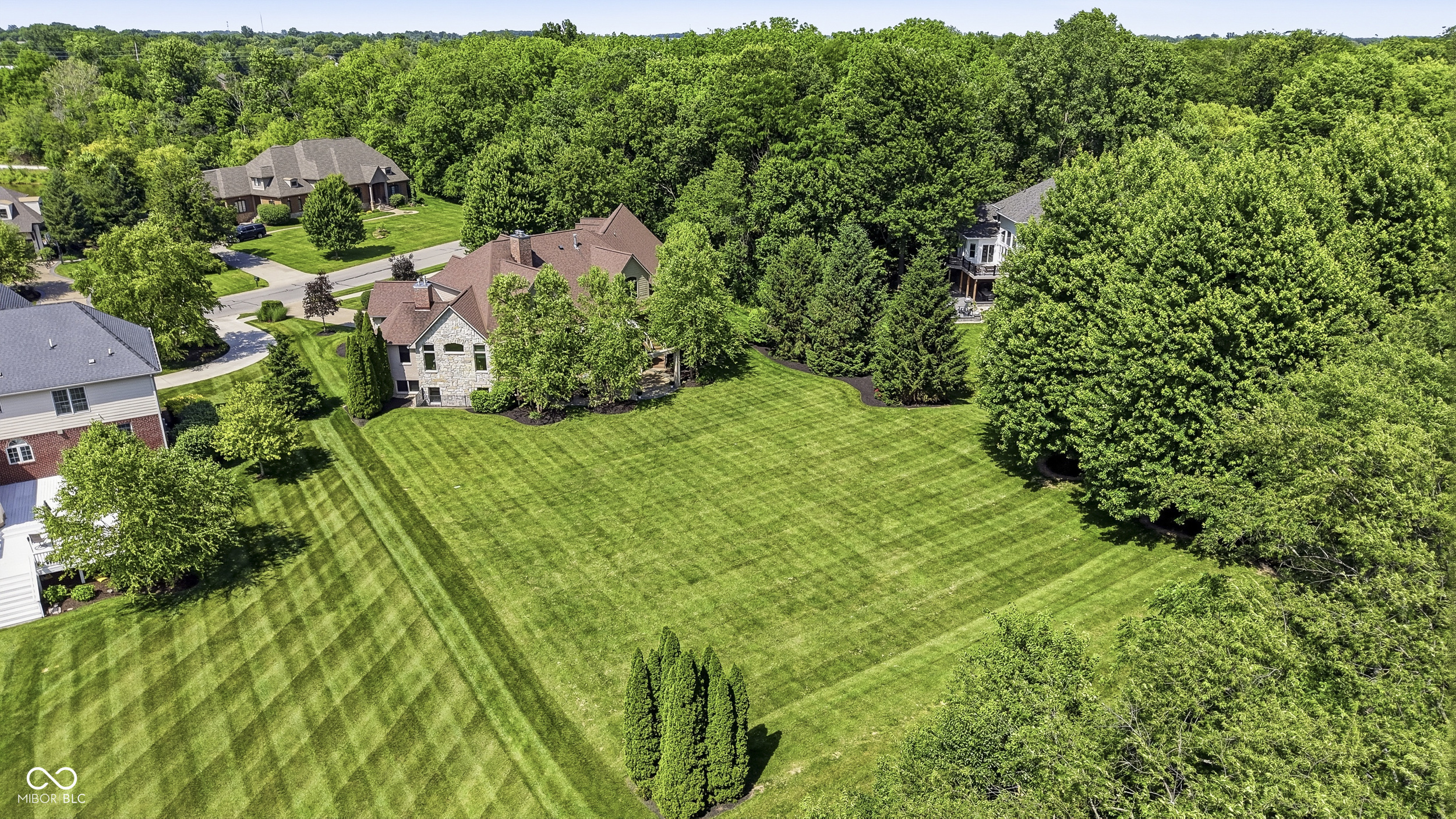 12093 Hawthorn Ridge Fishers, IN 46037 - Photo 5 of 68