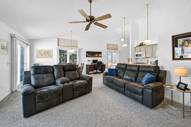 $197,000 | 708 Geneva National Avenue North, Unit N, Geneva, WI 53147