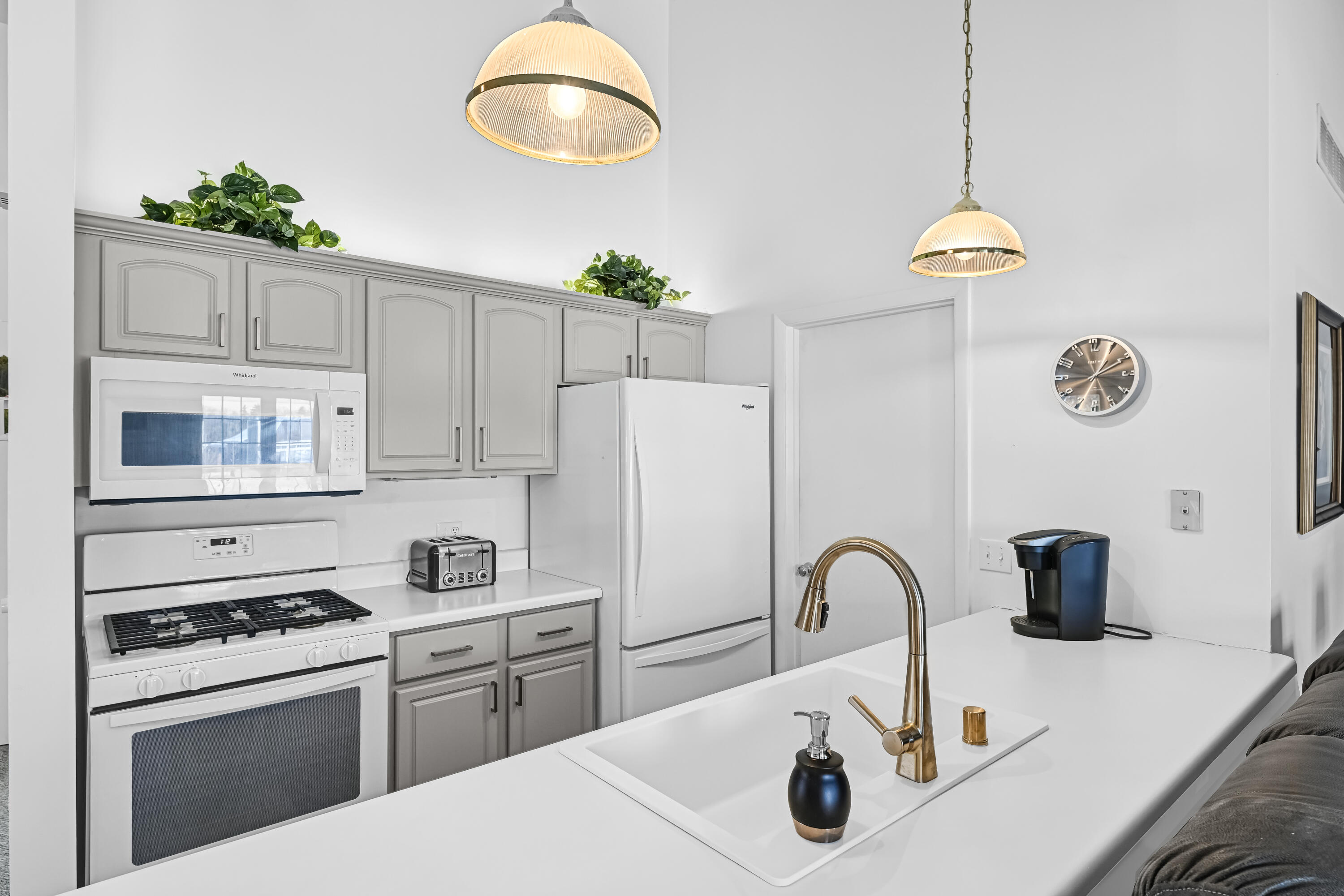 708 Geneva National Avenue North, Unit N Geneva, WI 53147 - Photo 10 of 31 DSC_2 (3)