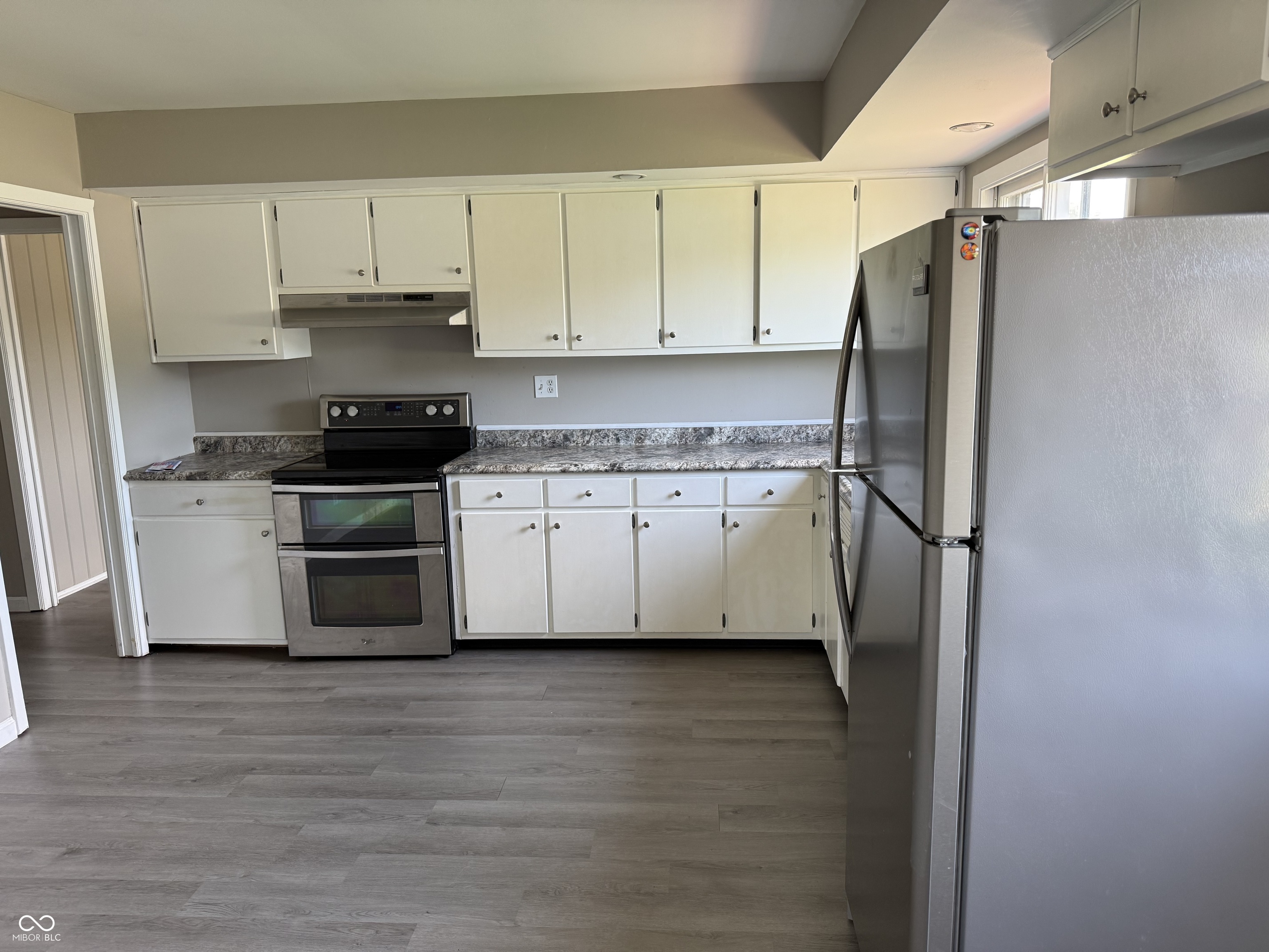 2585 Union Street Columbus, IN 47201 - Photo 8 of 28