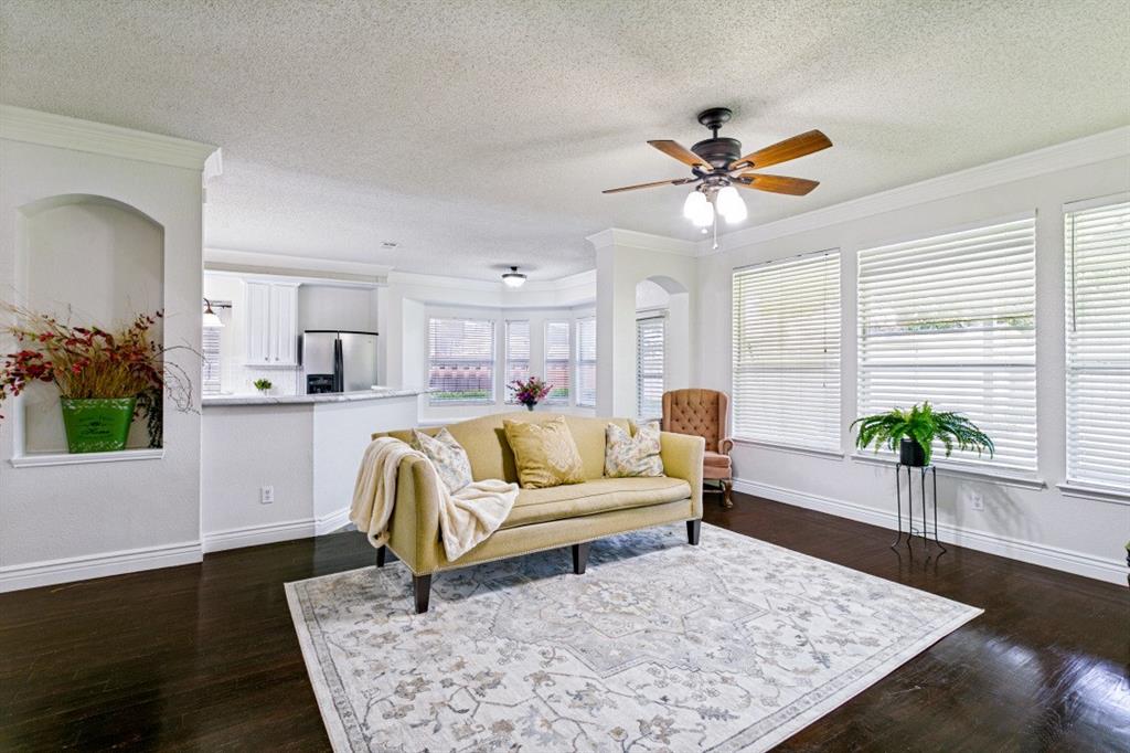 7121 Raintree Way Denton, TX 76210 - Photo 10 of 25 Gallery Image 10