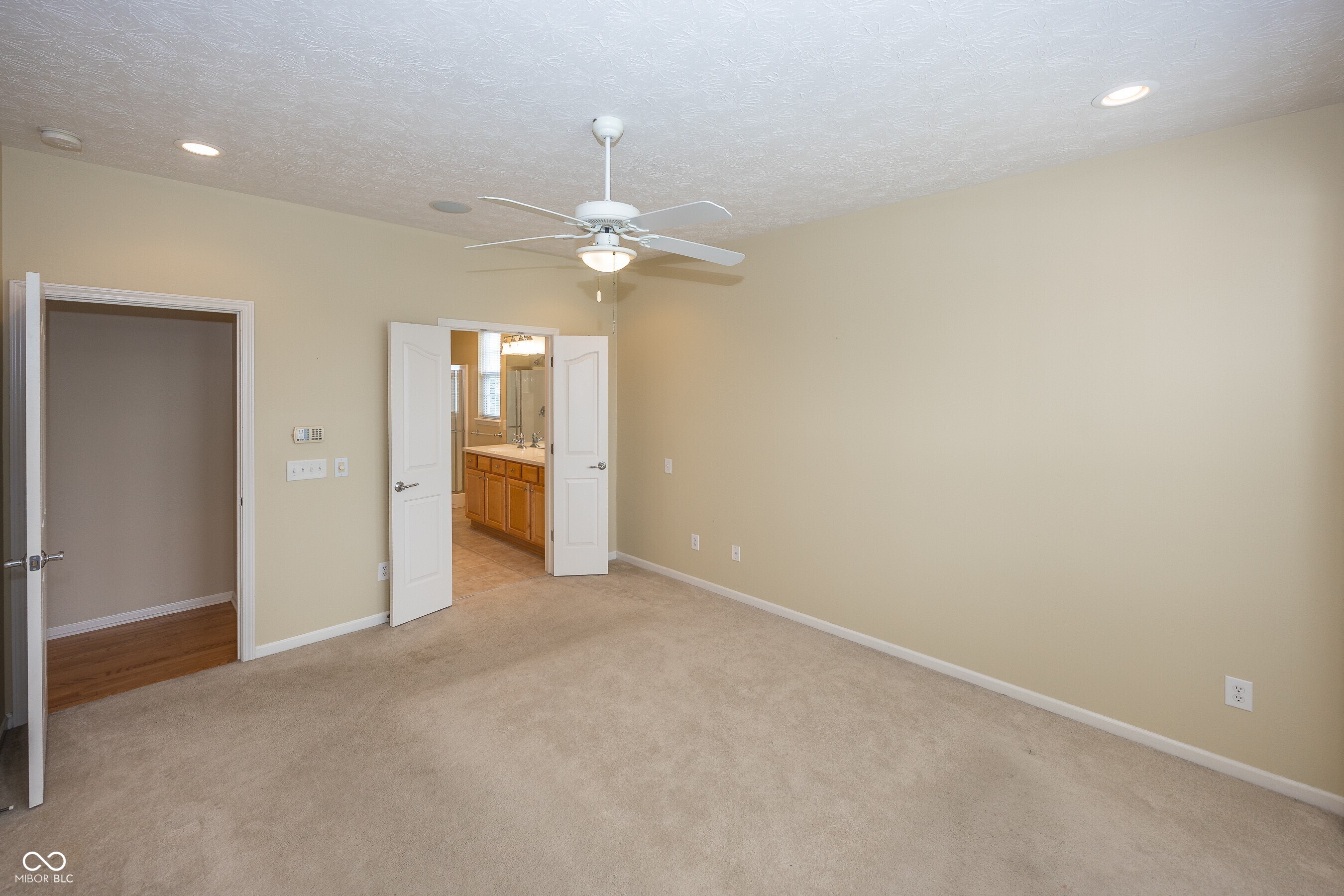 12880 Oxbridge Place Fishers, IN 46037 - Photo 12 of 33