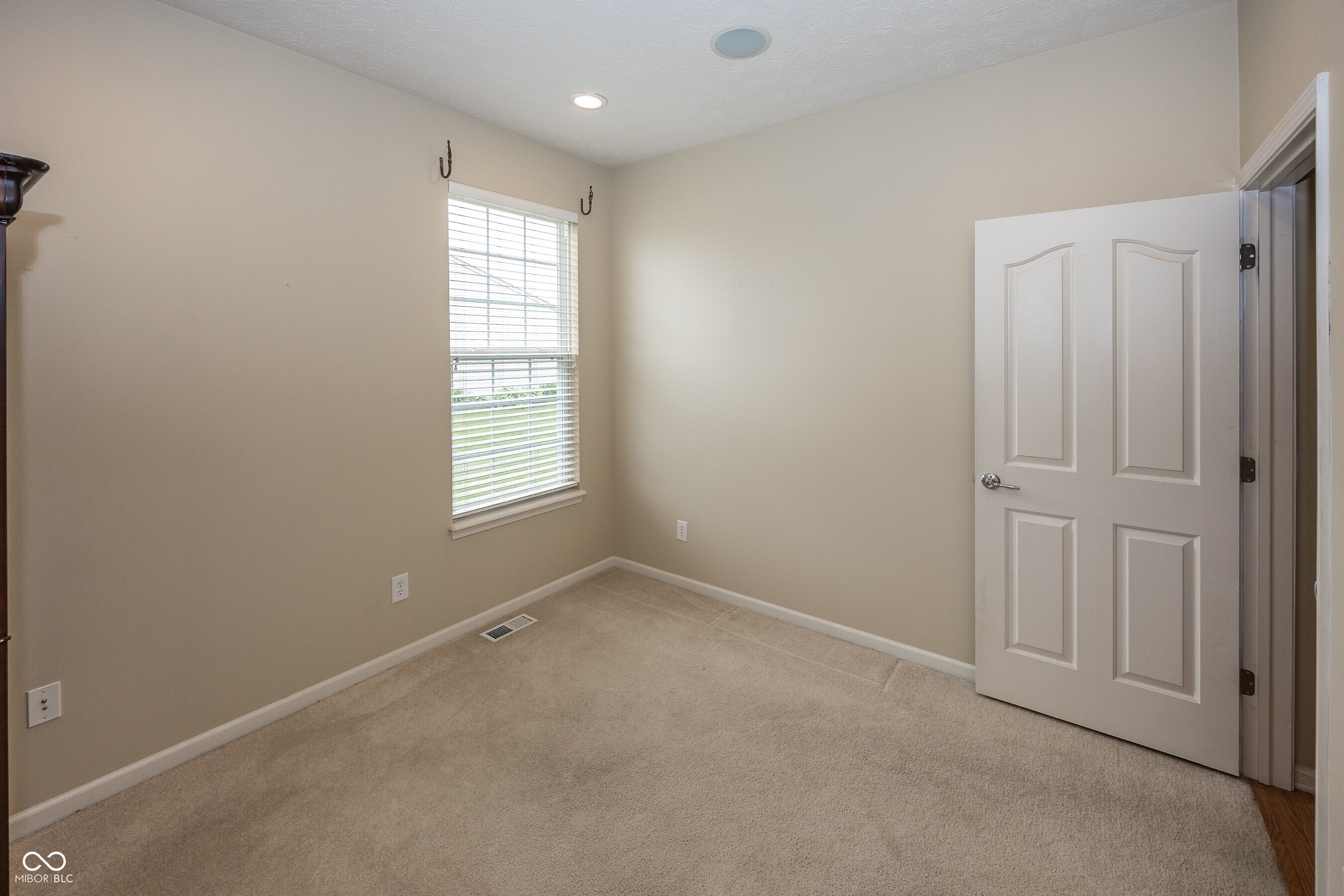 12880 Oxbridge Place Fishers, IN 46037 - Photo 16 of 33