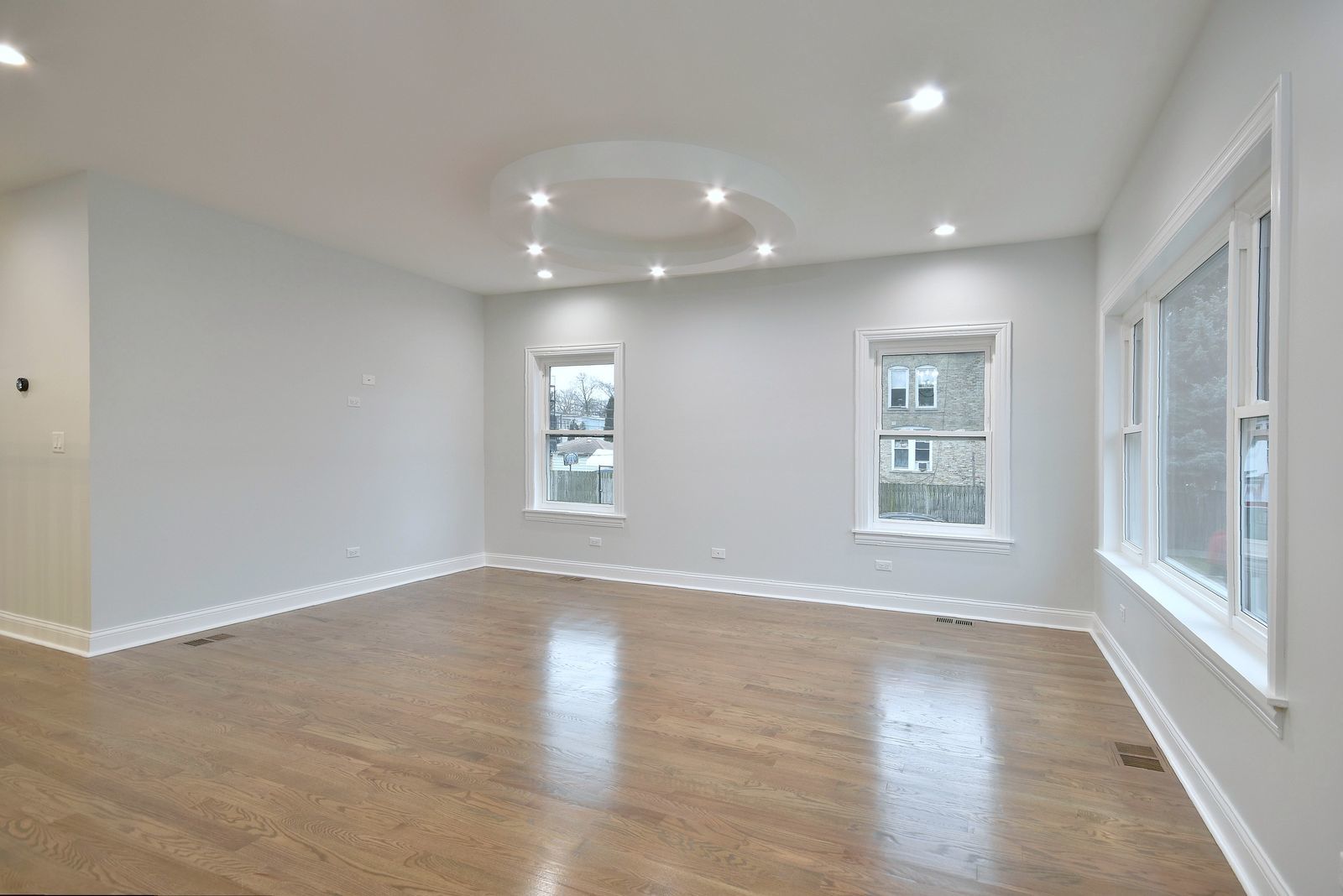 1501 North Springfield Avenue Chicago, IL 60651 - Photo 14 of 43