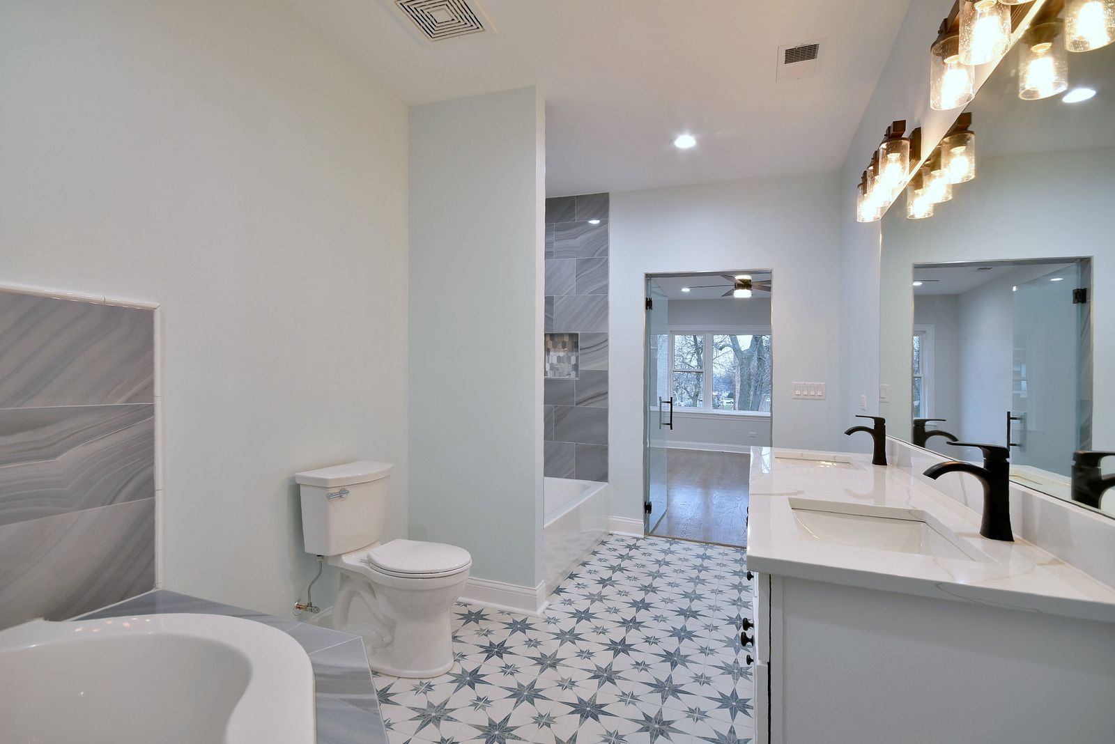 1501 North Springfield Avenue Chicago, IL 60651 - Photo 24 of 43