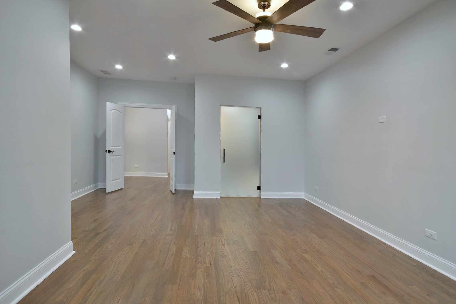 1501 North Springfield Avenue Chicago, IL 60651 - Photo 27 of 43