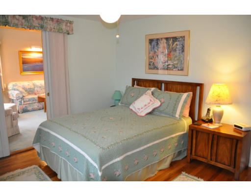 15 Madison Road Waltham, MA 02453 - Photo 10 of 17 Gallery Image 10