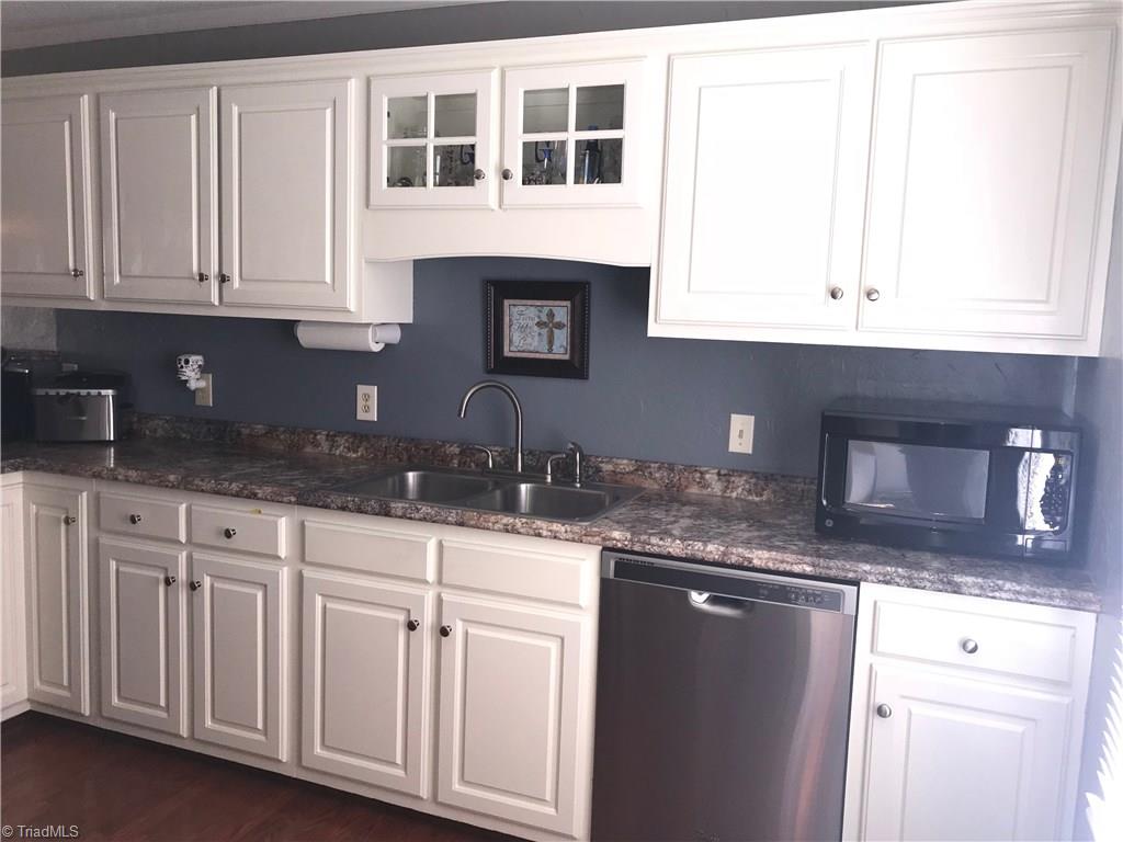 104 Ridge Creek Circle Trinity, NC 27370 - Photo 8 of 23