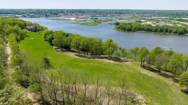 $590,000 | Lot 2 Wolff Hazel Green, Hazel Green, WI 53811