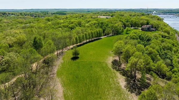 $590,000 | Lot 2 Wolff Hazel Green, Hazel Green, WI 53811