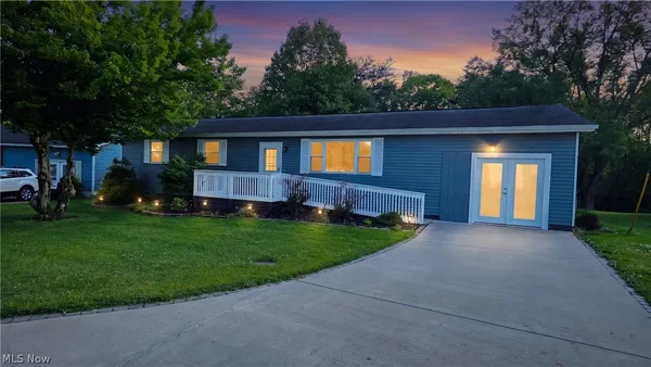 $210,000 | 36 Suzanne Street, Little Hocking, OH 45742