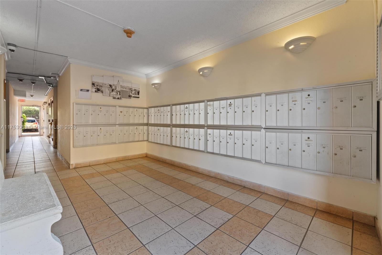 4801 Northwest 7th Street, Unit 10916 Miami, FL 33126 - Photo 19 of 24