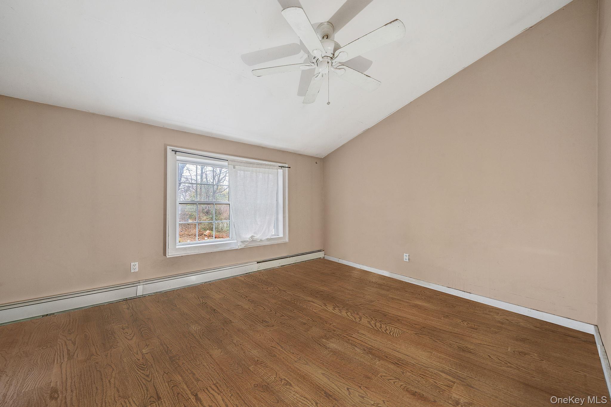 273 North Country Road Miller Place, NY 11764 - Photo 20 of 31 Gallery Image 20
