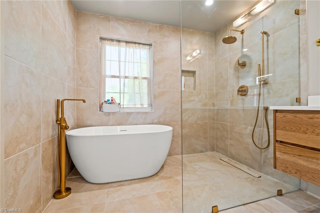 1115 Rockford Road High Point, NC 27262 - Photo 24 of 41