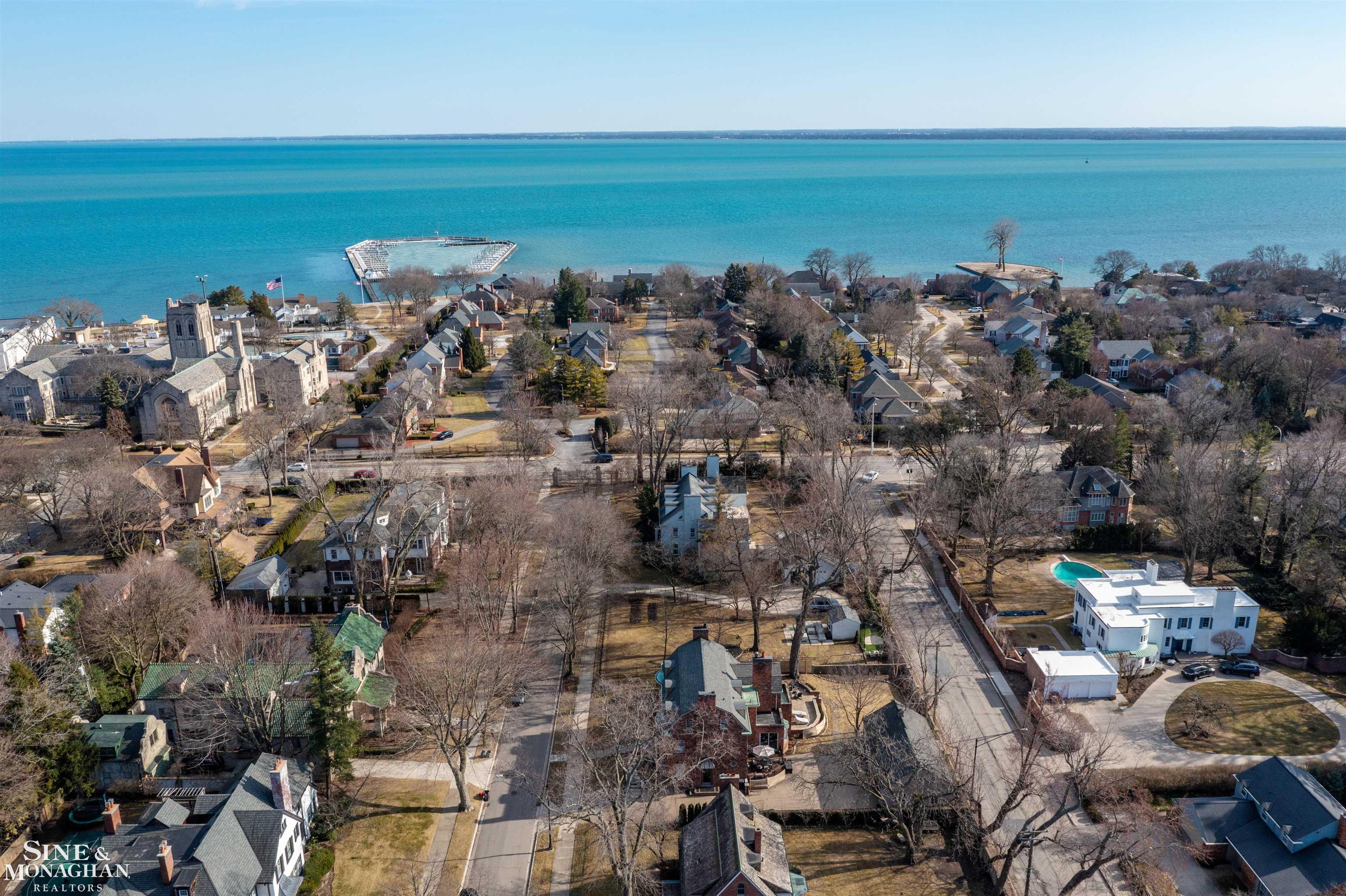 27 Beverly Road Grosse Pointe, MI 48236 - Photo 3 of 99 50168461-8f37d73a-ed1e-4c6d-a807-a9603cd369b7.JPG