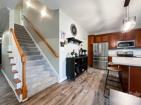 $529,999 | 2005 Blue Iris Drive, Matthews, NC 28104