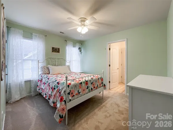$529,999 | 2005 Blue Iris Drive, Matthews, NC 28104