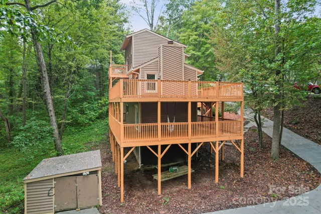 $399,900 | 8012 Briardale Drive, Charlotte, NC 28212