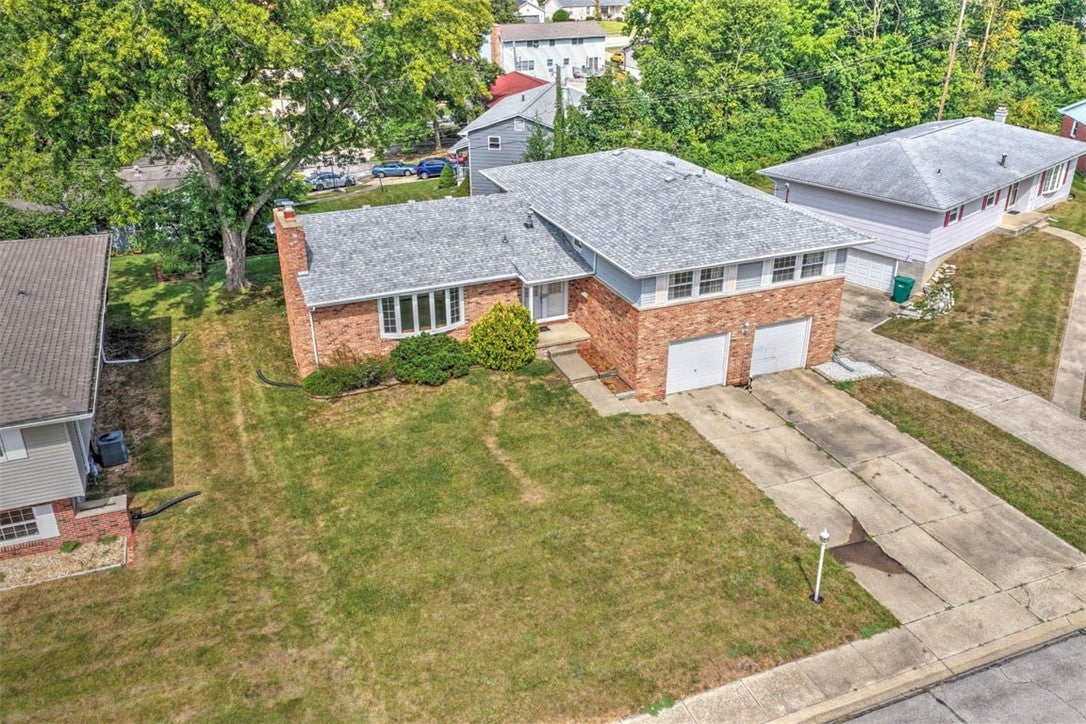 2130 Gary Court Decatur, IL 62526 - Photo 2 of 41 Gallery Image 2